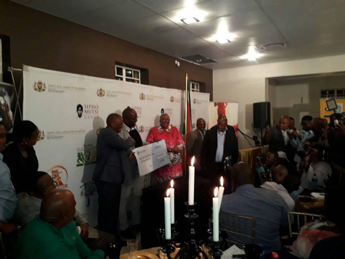 Cheques handover Ceremony for Bloem Celtic and FS Stars.